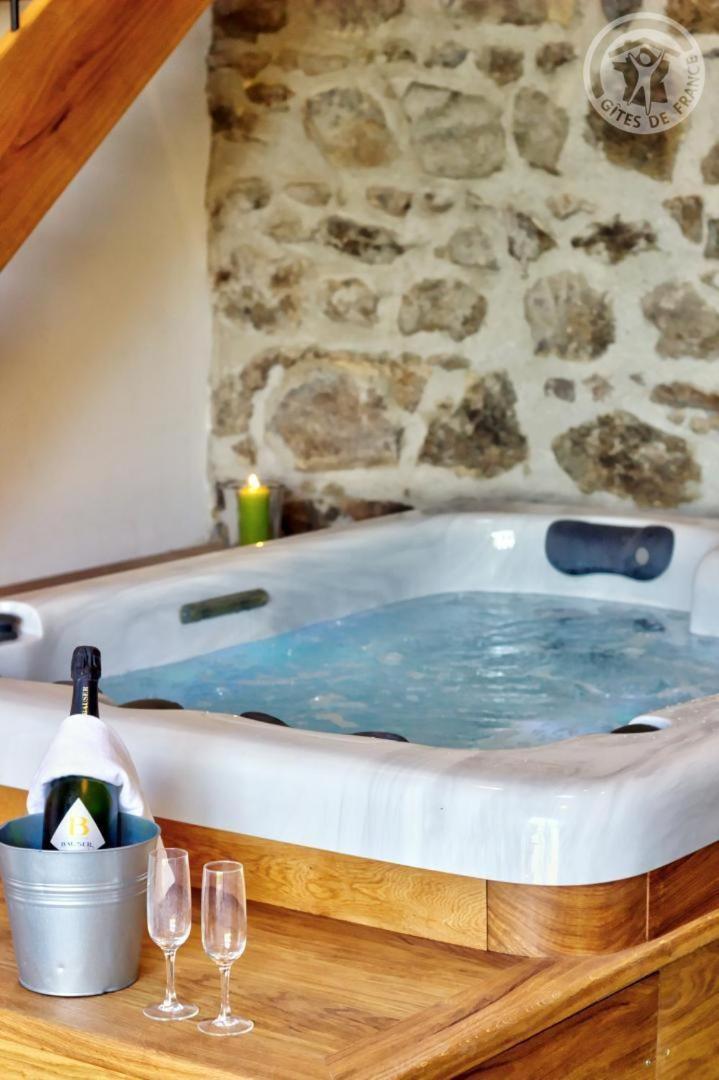 Bed and Breakfast La Ferme Des Galoches Villemontais Esterno foto